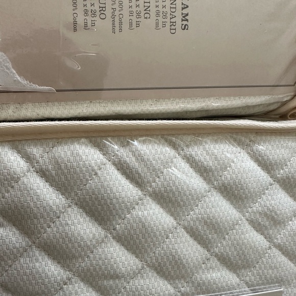 Southern Living brand 2 pieces sham,standard size - Picture 4 of 6